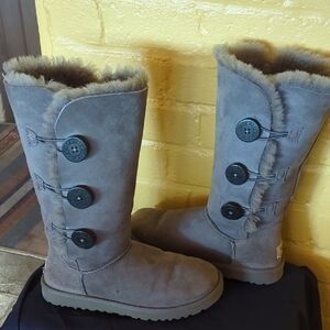 UGG Triple Bailey Gray Buttoned Women's Boots
